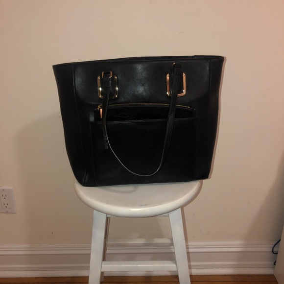 NWOT Nine West Black Purse with Gold Fixtures - Picture 2 of 5